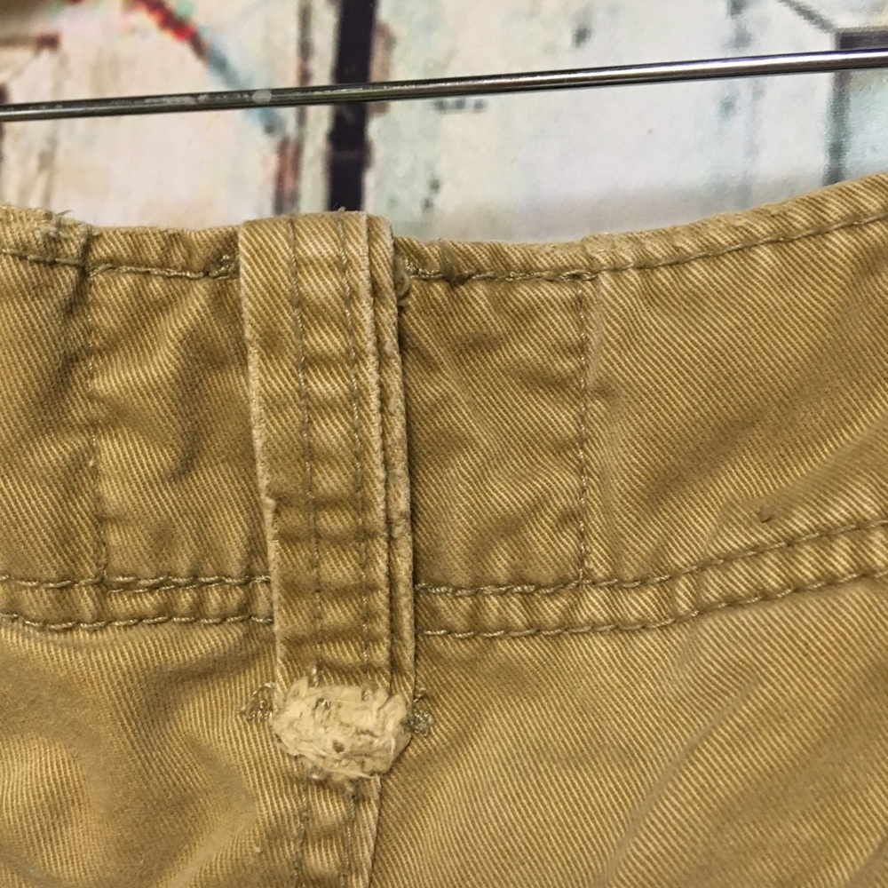 Vintage Hollister Khaki Cargo Shorts 28 - Picture 6 of 7